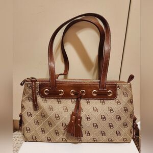 Vtg. Mint  Dooney & Bourke Signature Logo Brn/Tan Canvas w/Leather Trim Handbag
